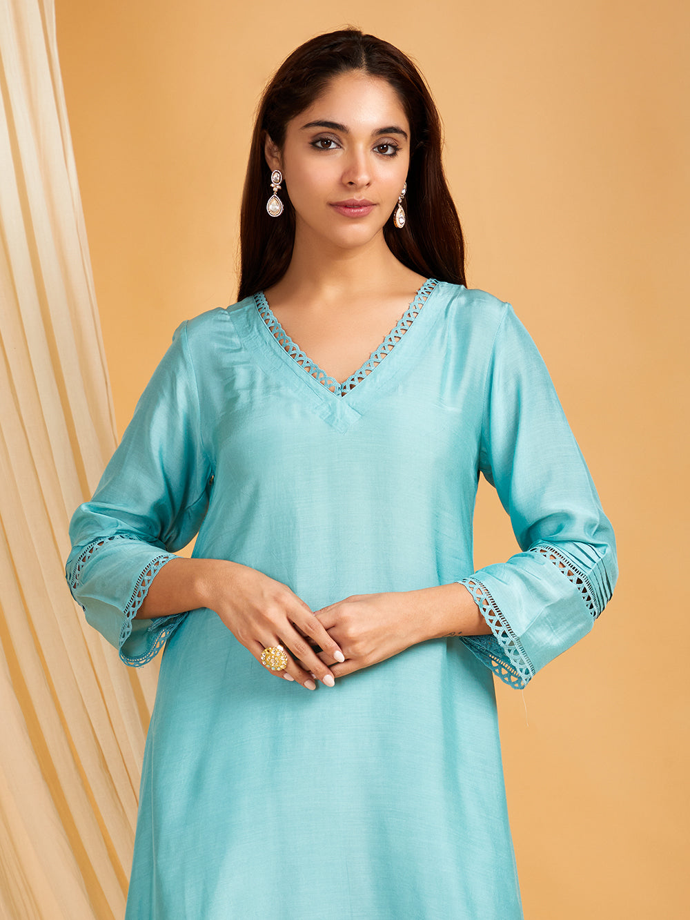Lace Work Cotton Silk Kurta & Pants